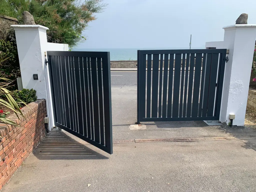 Swing gate  Dealers in chennai